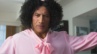 Iklan patung pasir terbaru Dwayne Johnson hahahaha
