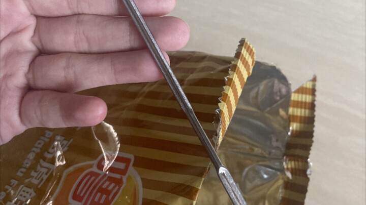 حادثة "العثور على سيخ حديدي في رقائق لوميلا": شائعات رديئة وحرب تجارية بسيطة