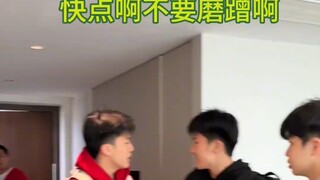 三只吞金兽每次回校总来这一出，啥也不说了，当妈的都懂