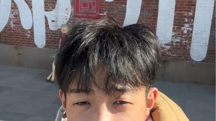 Orang Jepang pergi ke Zhengzhou