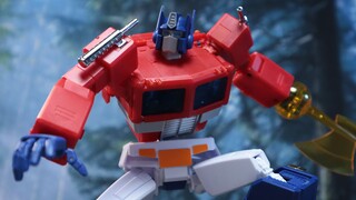 [Animasi Stop Motion] Kubus Rubik Skala MP Optimus Prime 2.0, masih besar dan nyaman!