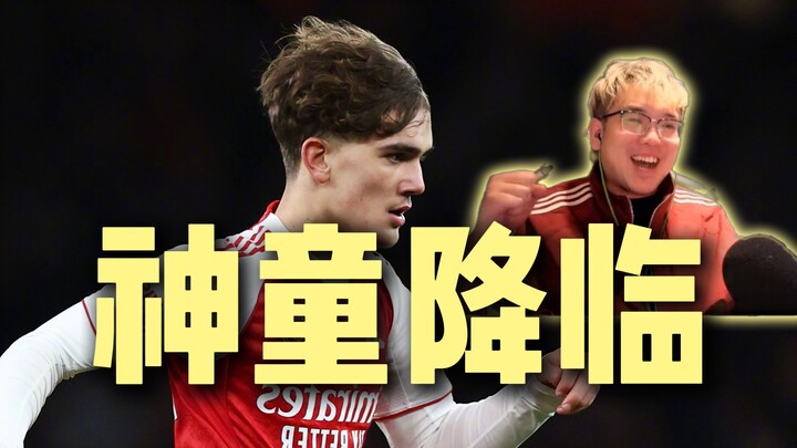Thiếu niên thiên tài Dooman chạy trên sân vận động Emirates