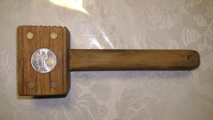 Amir Uzan - 10. Wooden Schnitzel/Meat Hammer