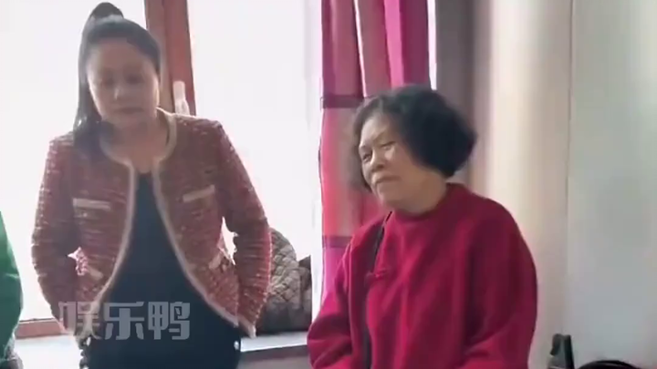 One person single-handedly debated a roomful of scholars, leaving everyone speechless!