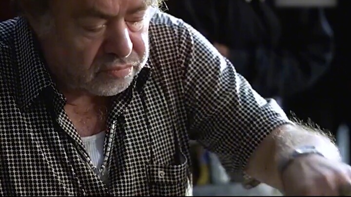 A 70-year-old man was defeated by a boy in just four moves! True personal growth always comes from w