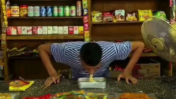 ăn mì đúng cách