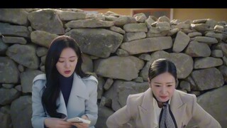 【眼泪女王】海仁跟踪贤佑一路回到龙头里，看到贤佑和弟弟秀哲这么亲密，海仁十分不解~