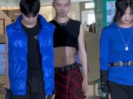 The old man called me androgynous while dancing