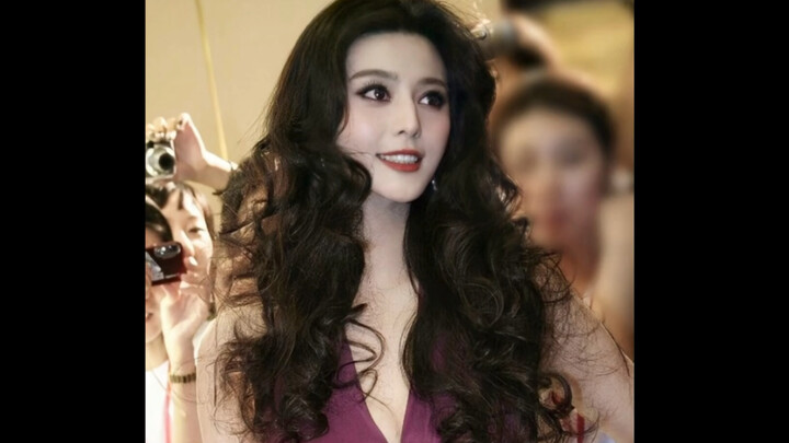 Not to mention anything else!! But her looks are truly the pinnacle of the Chinese entertainment ind