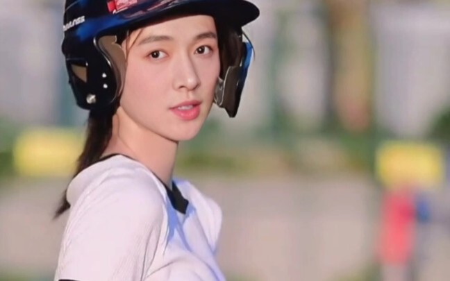 【EXO】Tổng hợp trang phục nữ của 9 thành viên