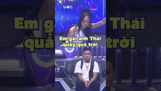 FOCUS CAM: Thái VG bật chế độ "quẩy hướng nội" khi xem Minh Lai trình diễn | Rap Việt 2023