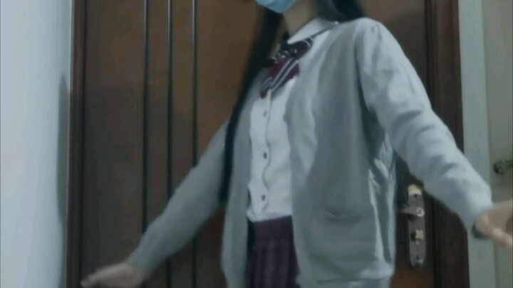 لا أعتقد أن هناك من سيملّ لدرجة أنه سيرى رقصتي المنزلية المقلدة ✘うに⭐UNI ww