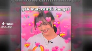 shouko komisan wa🤧🔥🔥 aaaaa meleleh
