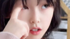It doesn't matter~ As long as you're not embarrassed, it's someone else who's embarrassed~. Hahaha. 