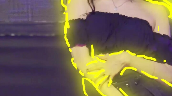 [HyunA] Adding Lisa's signature special effects to HyunA