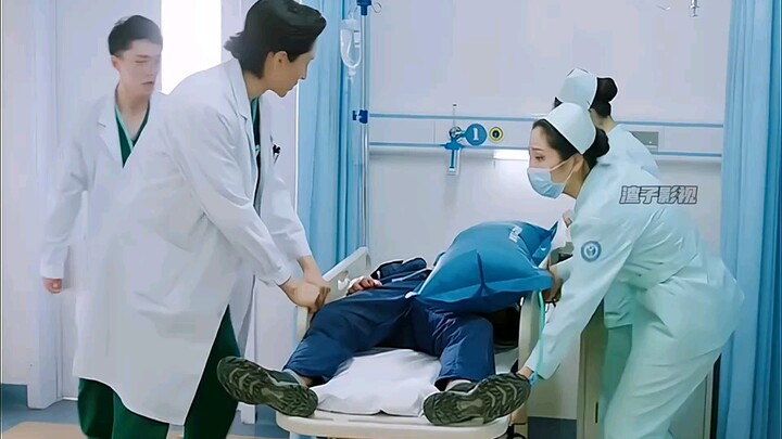 Husband collapses from illness while working, on the brink of death—yet his wife pretends not to kno