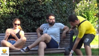 (Phần 3) Giả Khùng Ở Giữa Đường Và Cái Kết :) #Prank