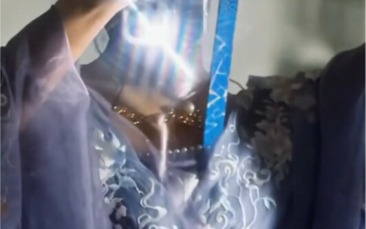 Chọn chị Tuyển Trâm hay là cao thủ rèn kiếm mạnh nhất đại lục đây?