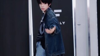 【王橹杰】欣慰！排名从倒数到第六！此刻养成系的意义在你身上具象化了！你的努力是有回报的！每一次都能看到你超越上一次的自己，希望你真的能越来越好橹杰！