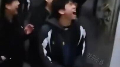 "إذا كان لنسيم الربيع حنان نحو الزهور، فهل يسمح لي بأن أعود شابًا مجددًا؟"