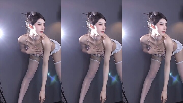 Visual ceiling! The car boss's hot dance is amazing—check out the compilation in the description!