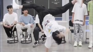 【Tô Tân Hạo】《Tự tu của vũ công chính》