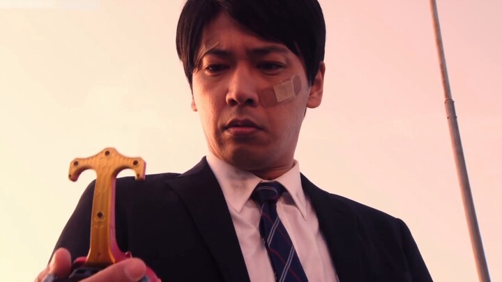 After many years, [Gagami] finally got the recognition of the Kabuto Transformer