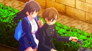 Ketika Kalian Boncengan Dengan Model Cantik Pakai Sepeda😊