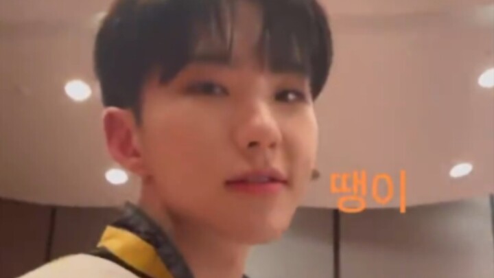 Đẩy 10 nghìn lượt! Tiếp cận cực gần! Màn tung cưng vô hạn của idol hoàn hảo, Sunyoung đa tình chăm s