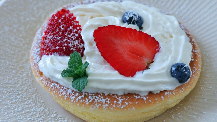 【เค้กซูเฟล่】ของหวานเล็กๆ สุดฮิตทำได้ง่ายๆ ด้วยไข่เพียงฟองเดียว ทำเองที่บ้านสบายๆ!