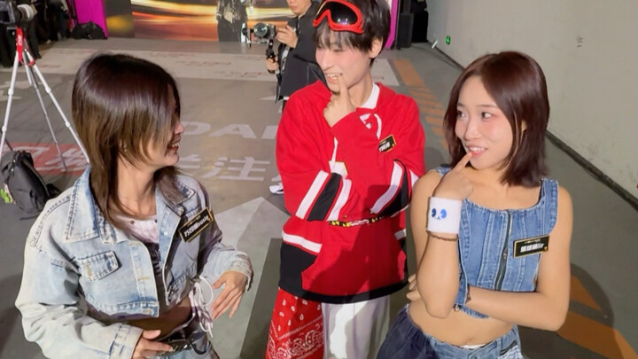 Suddenly acting all cute to the Chanel track—uh-huh, uh-huh—then stabbing it in the back with a myst