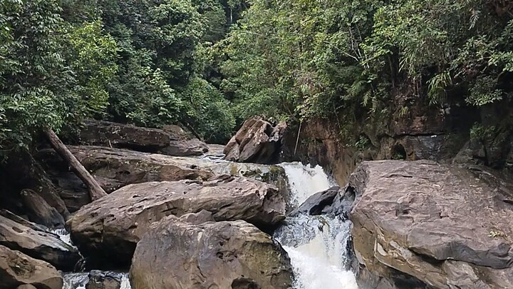 air terjun biasa?!!!