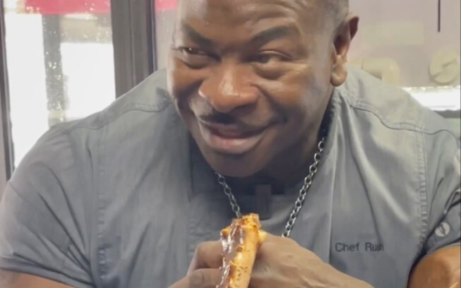 Oliba Tastes Korean Food