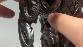 Edisi Deluxe Ultron Ultimate Bergerak Paduan Kingarts