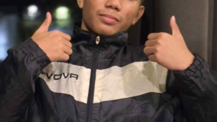 Just a simple boy😌