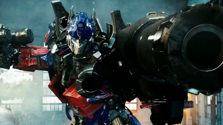 Transformers Optimus Prime’s climax moment, I love Optimus Prime’s voice!