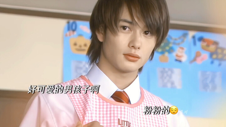 The school’s most beloved, handsome prince—so ruggedly masculine on the surface, yet secretly a swee
