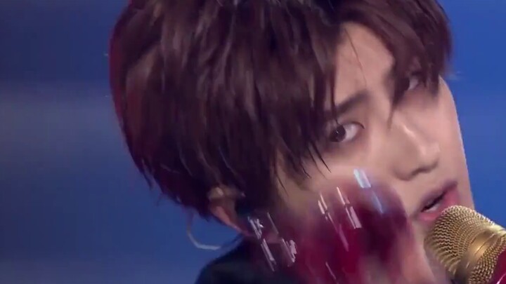 [Cancel/It's You] Cai Xukun's Dragon TV New Year's Eve Concert Was Suspected of Lip-syncing Because 