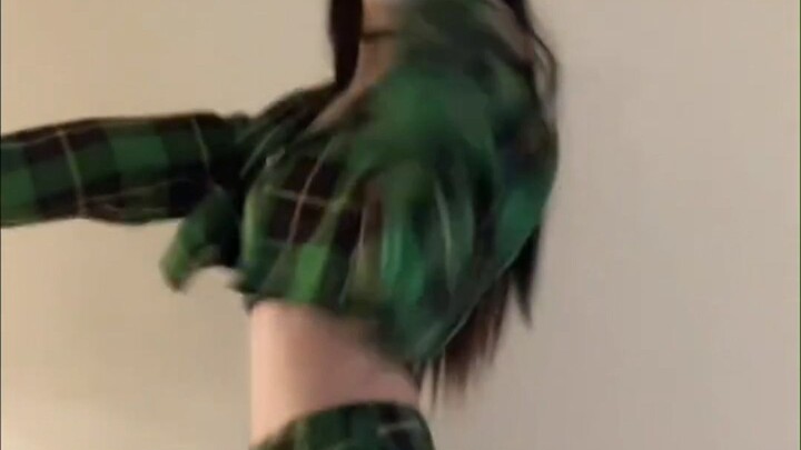 The dance that hot girls must do 🌶️This dance is so cool!! I love it! The dance that hot girls must 