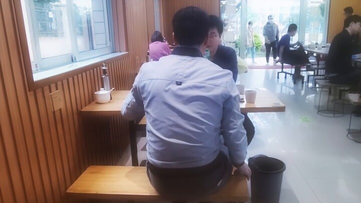 Akankah para senior komputer bermimpi tentang pacar dunia maya?