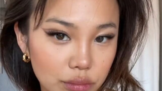 Gần đây, mắt Siren đang hot rần rần, kèm theo hướng dẫn cách trang điểm mắt Siren phù hợp với đôi mắ