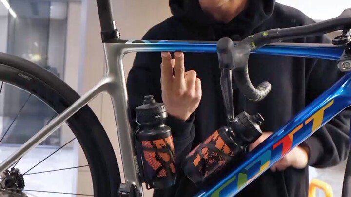 Xe đạp 10W, cả năm chỉ đạp một lần, mỗi lần đi cả tuần – xem người ta chơi xe đạp kiểu gì!