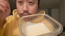 ASMR CONDENSED MILK + FINGER LICKING & AIR TRACING RANDOM THINGS