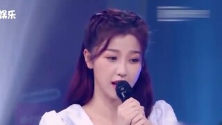 Yu Shuxin sings the theme song of Little Thing Called First Love with a sweet voice