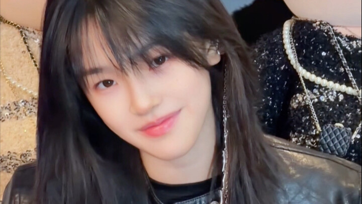 Tidak bisa! Sebagai seorang ibu, aku bakal nekat ikut gabung ke lingkaran anak-anak itu juga!! #LiuG