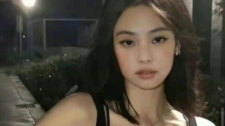 JENNIE’s “I Love You Baby” — playful and sweet!