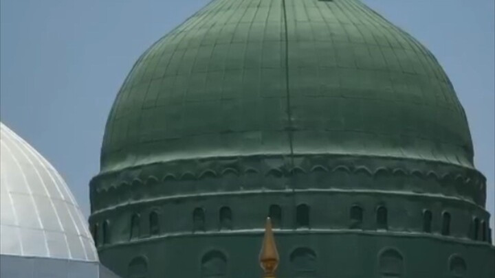 Reciting Durood on Friday 🤍🕌