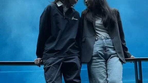 les| Aquarium Date – The Atmosphere Is Off the Charts!!!