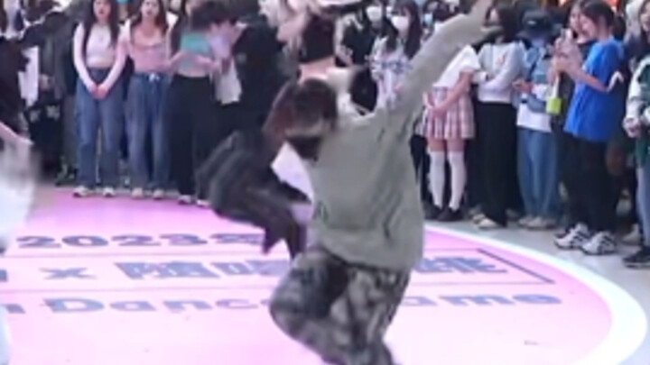 Ayo lihat seberapa keras generasi lima dan enam berusaha! Semua yang kamu inginkan seperti tangga, r