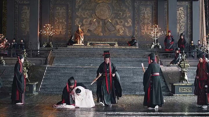 Do không muốn dồn đối phương vào thế bí, Doanh Chính đã chặt đứt cánh tay của người chú họ, thả dây 